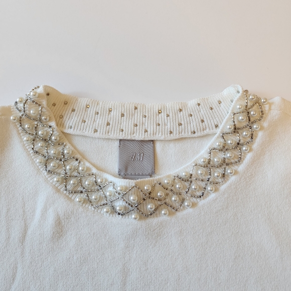 Creamy Beaded Neck Sweater Small - Picture 11 of 16